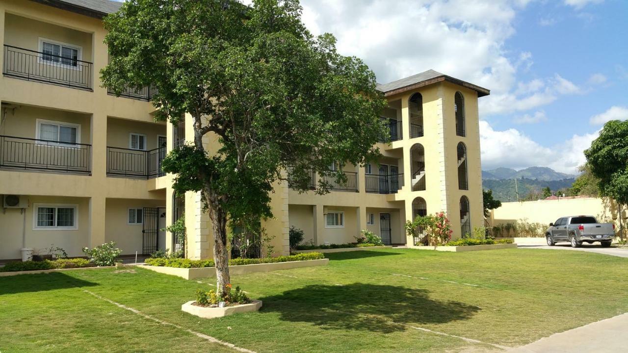 Donhead New Kingston Apt 3 Exteriér fotografie